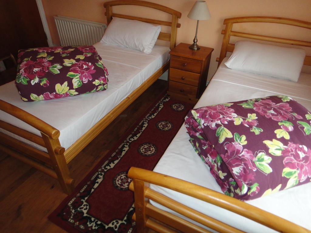 Inn On The Liffey Guesthouse Дъблин Стая снимка