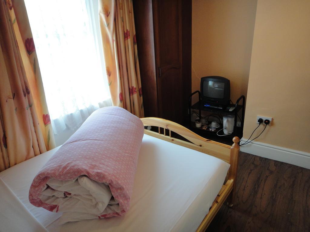 Inn On The Liffey Guesthouse Дъблин Стая снимка