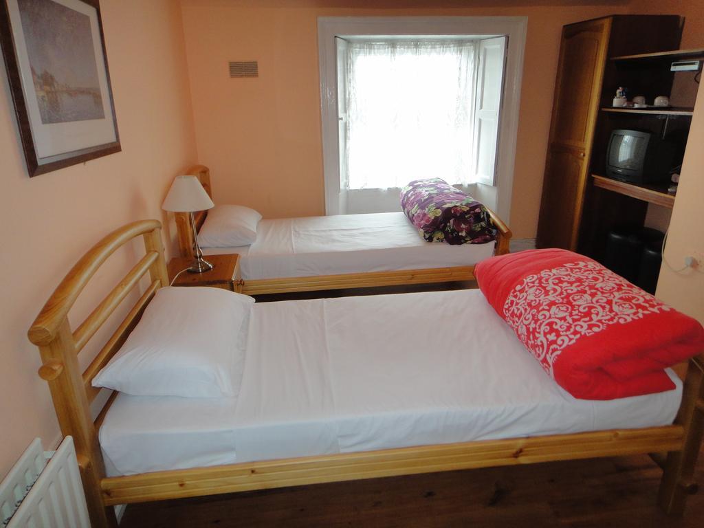 Inn On The Liffey Guesthouse Дъблин Стая снимка